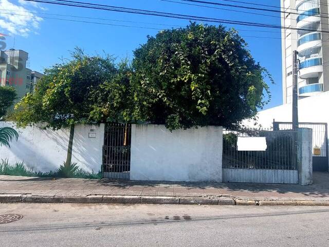 Venda em TRINDADE - Florianópolis