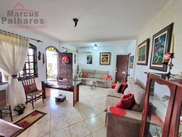 Casa para Venda em São José - 4