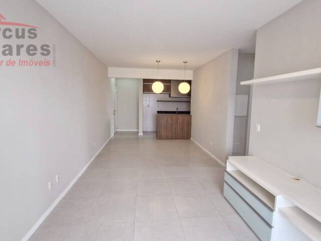 #AP703 - Apartamento para Venda em São José - SC - 2