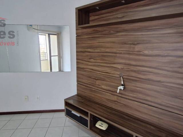 Apartamento para Locação em São José - 3